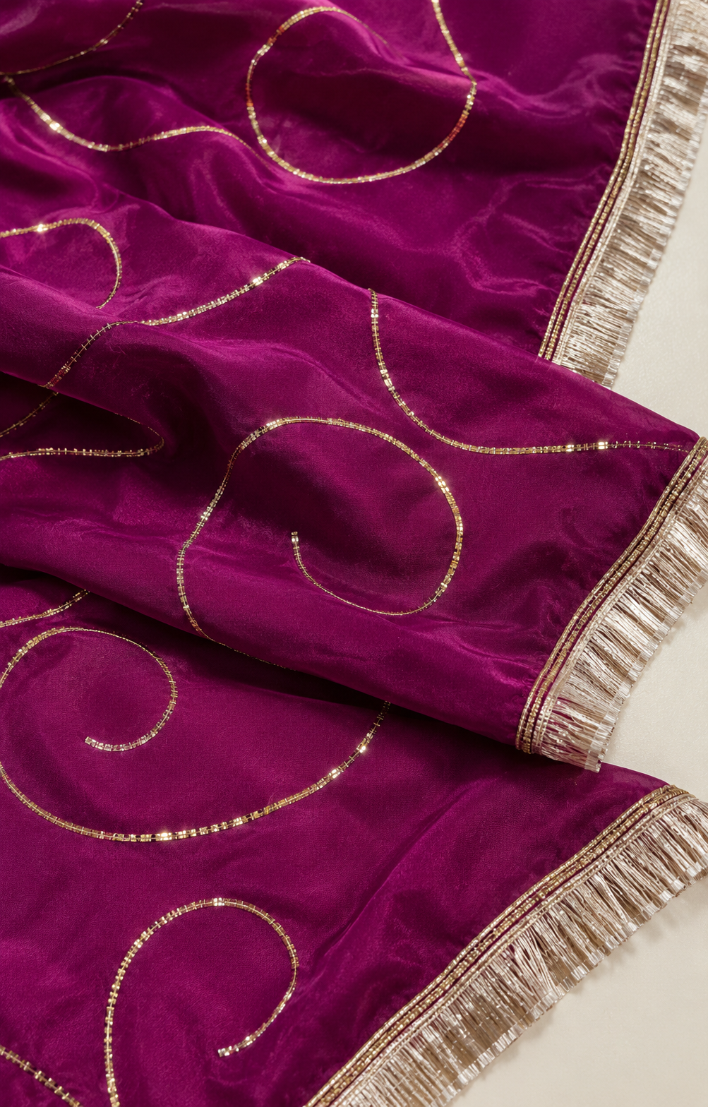 Ashvastra Ruhani Rani Magenta Dupatta - Back View