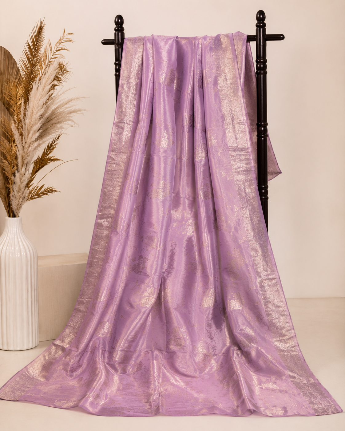 Ashvastra Ruhani Lavender Dupatta - Styling View
