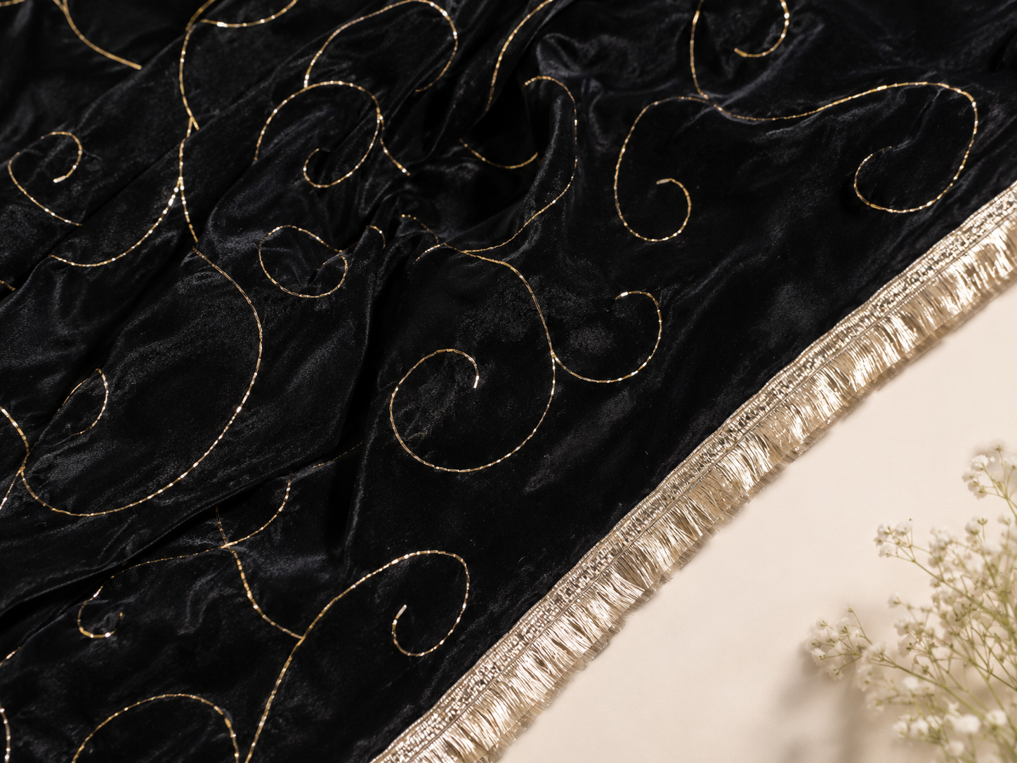 Ashvastra Rangrez Rani Balack Dupatta - Back View