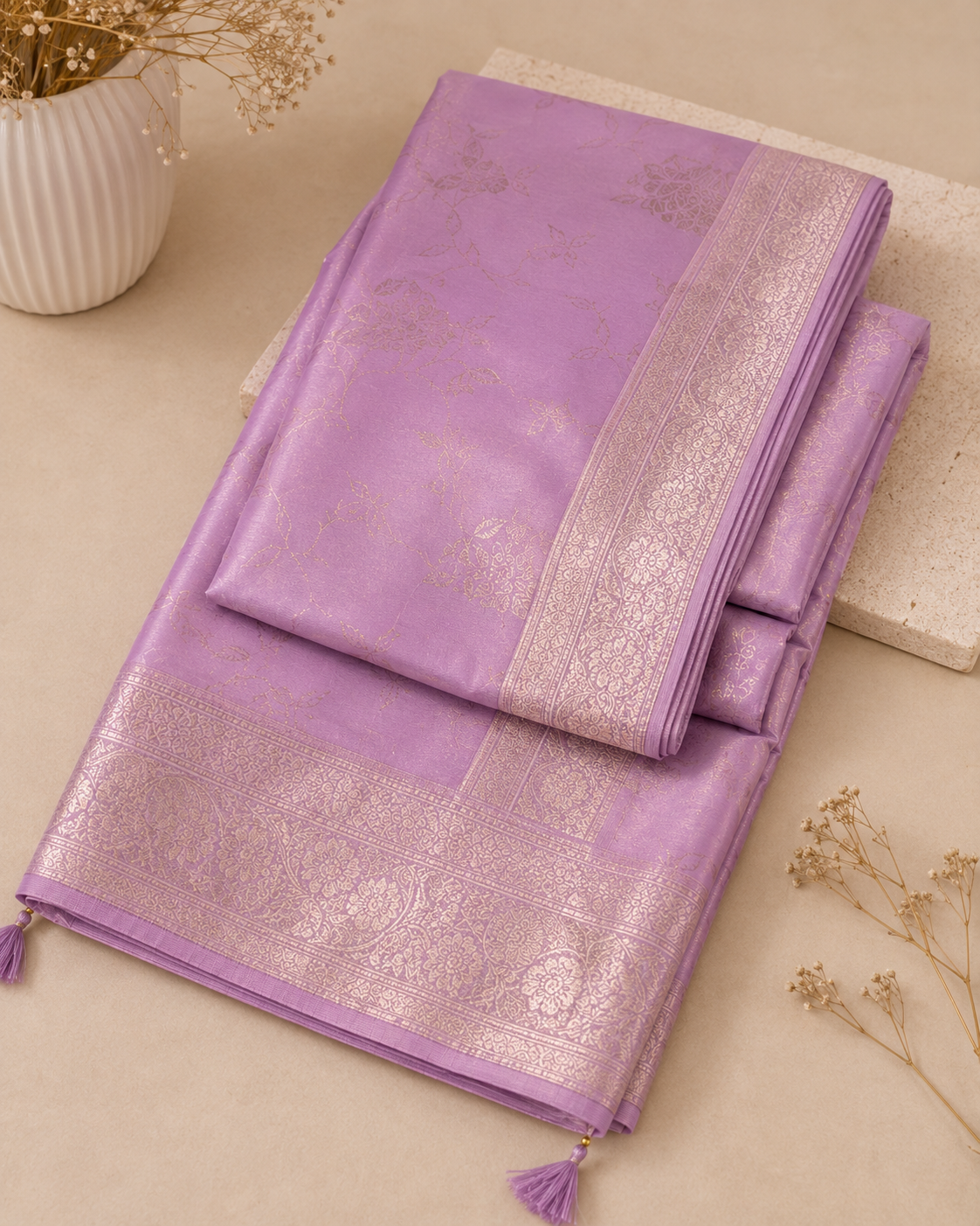 Ashvastra Ruhani Lavender Dupatta - Close-up View