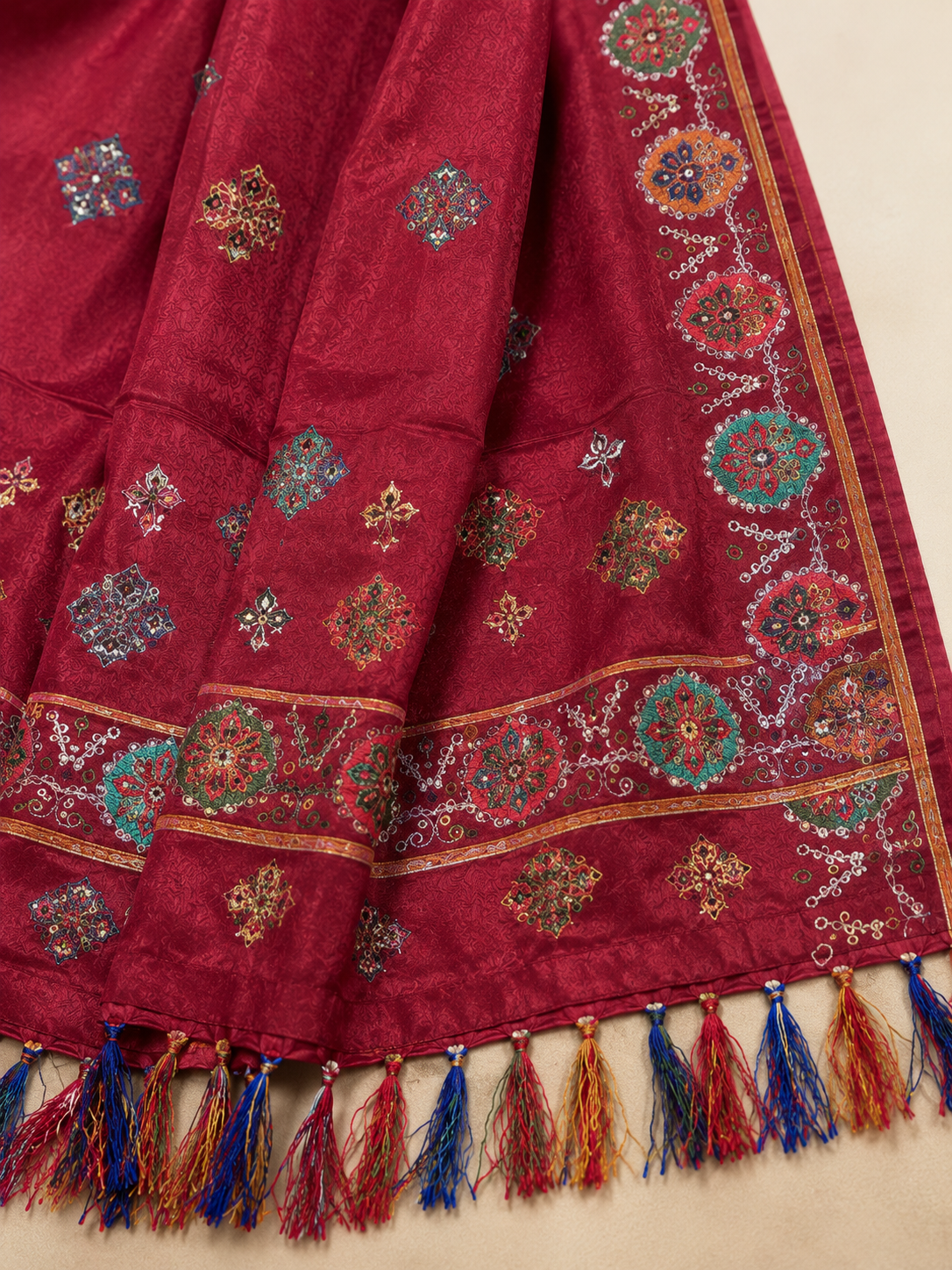 Ashvastra Gulzar Rani Maroon Dupatta - Back View