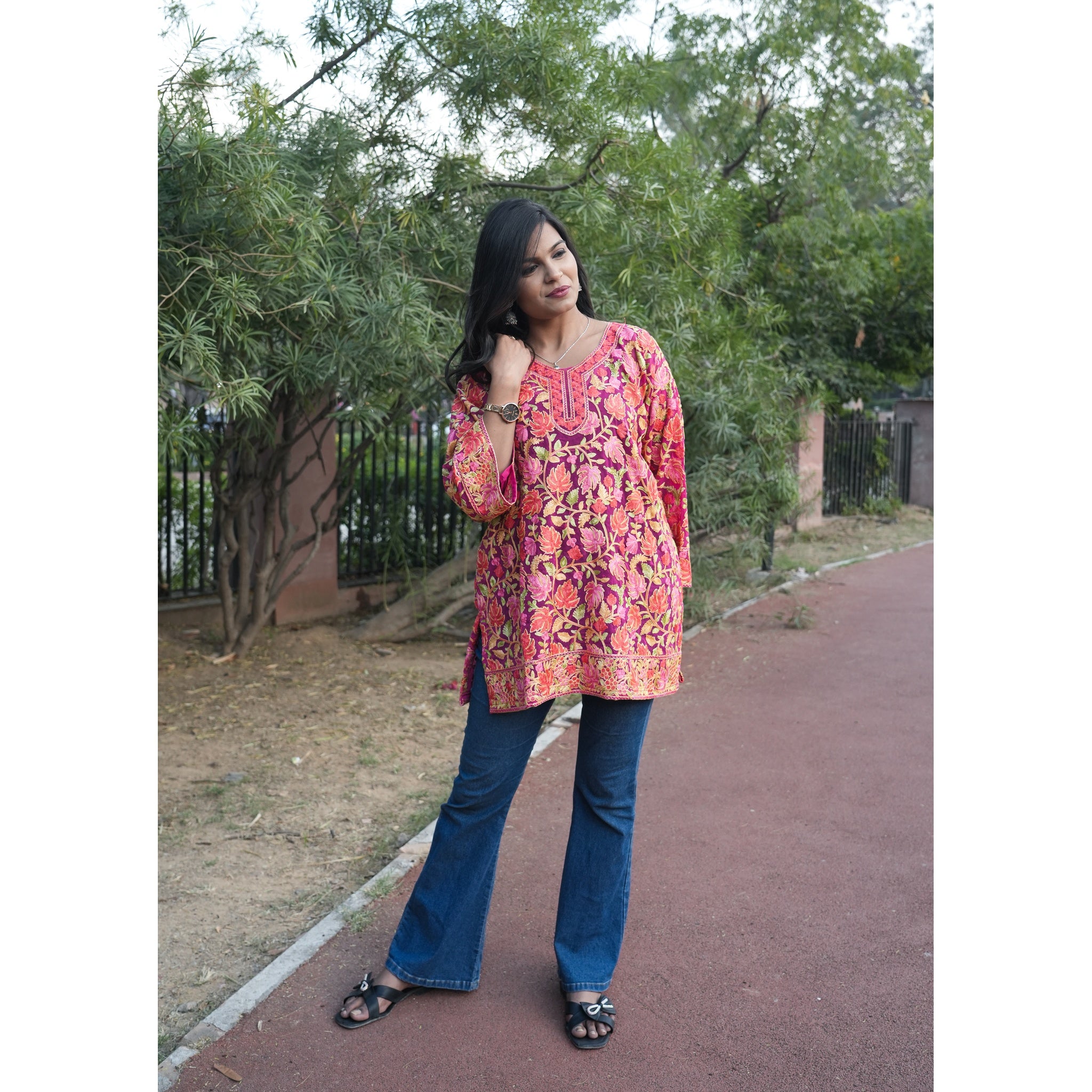 Magenta Embroidered Kashmiri Style Woolen Kurti