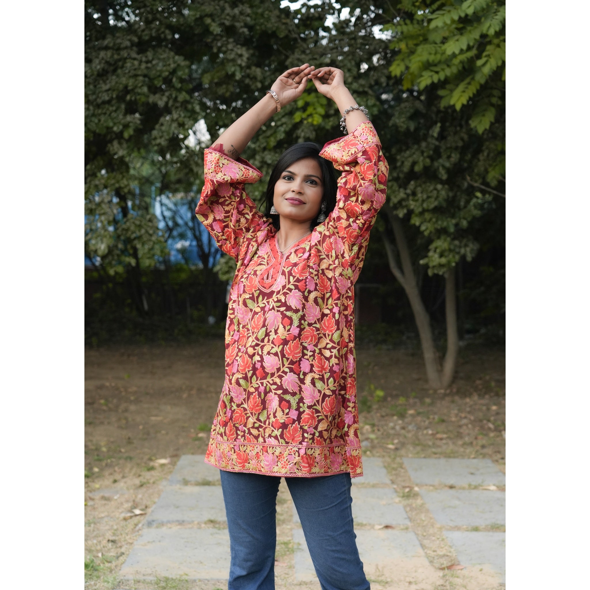 Magenta Embroidered Kashmiri Style Woolen Kurti