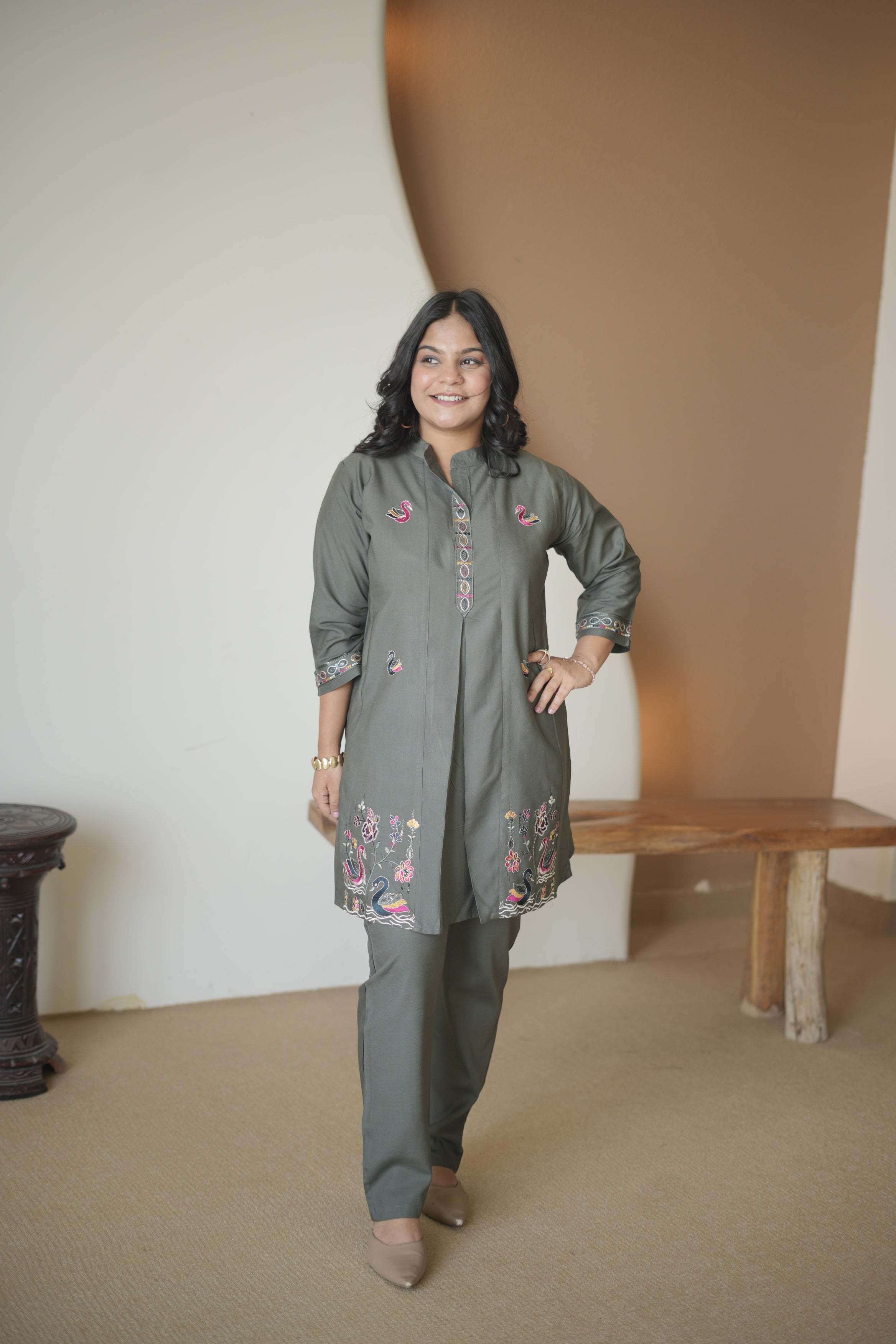 Mehakti Grey Cotton Cord-ord set with Thread Work