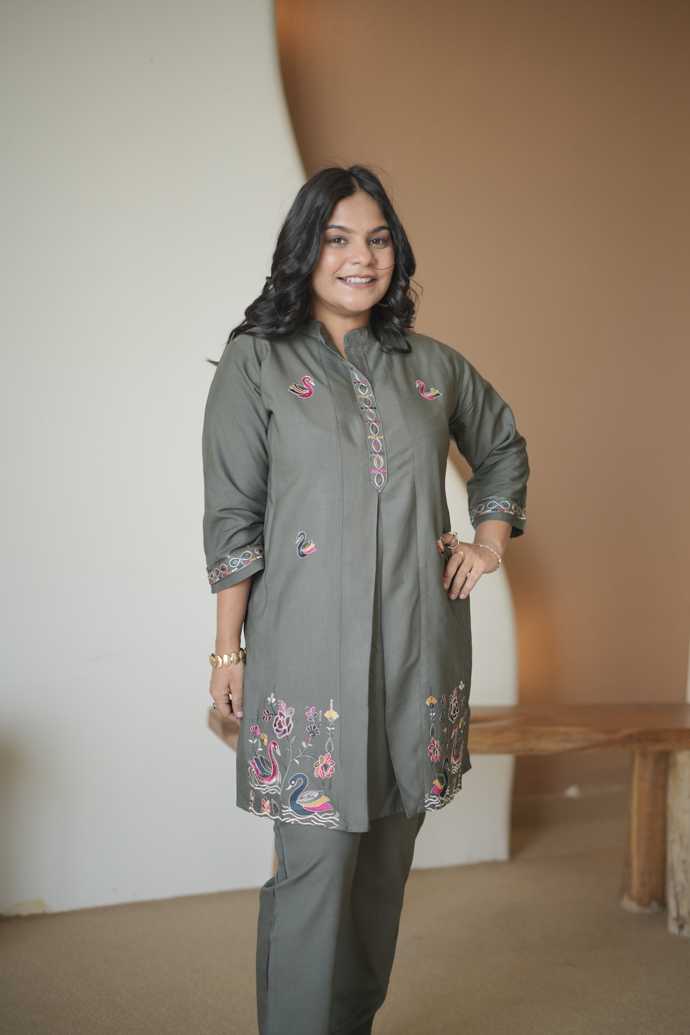 Mehakti Grey Cotton Cord-ord set with Thread Work
