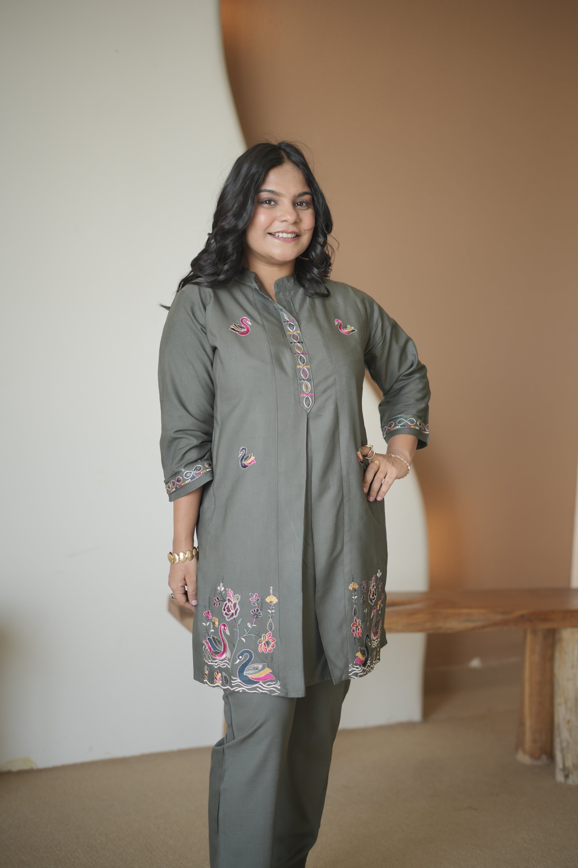Mehakti Grey Cotton Cord-ord set with Thread Work