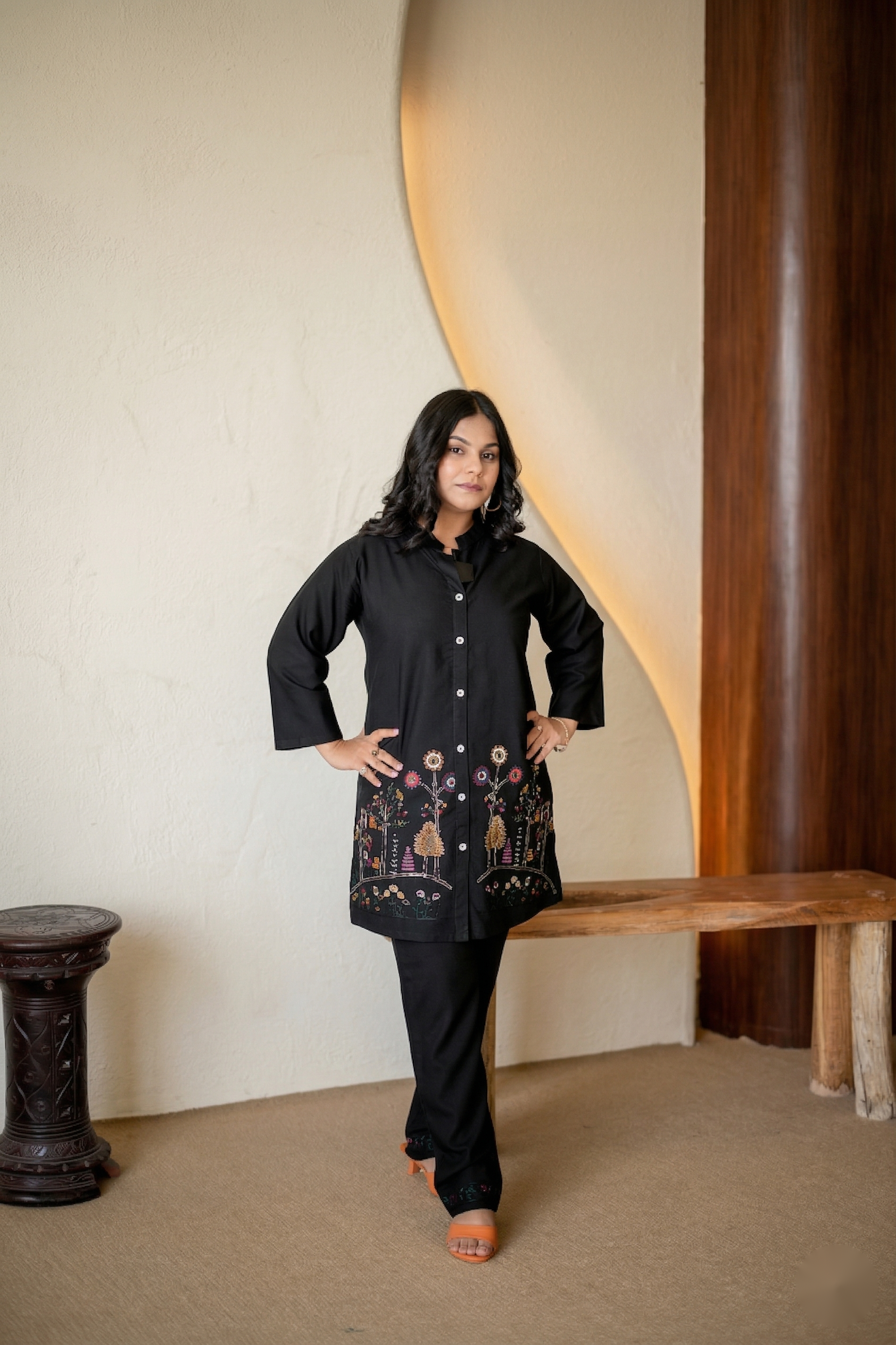 Black Embroidered Kurti & Pant Set – Elegant Ethnic Outfit for Women