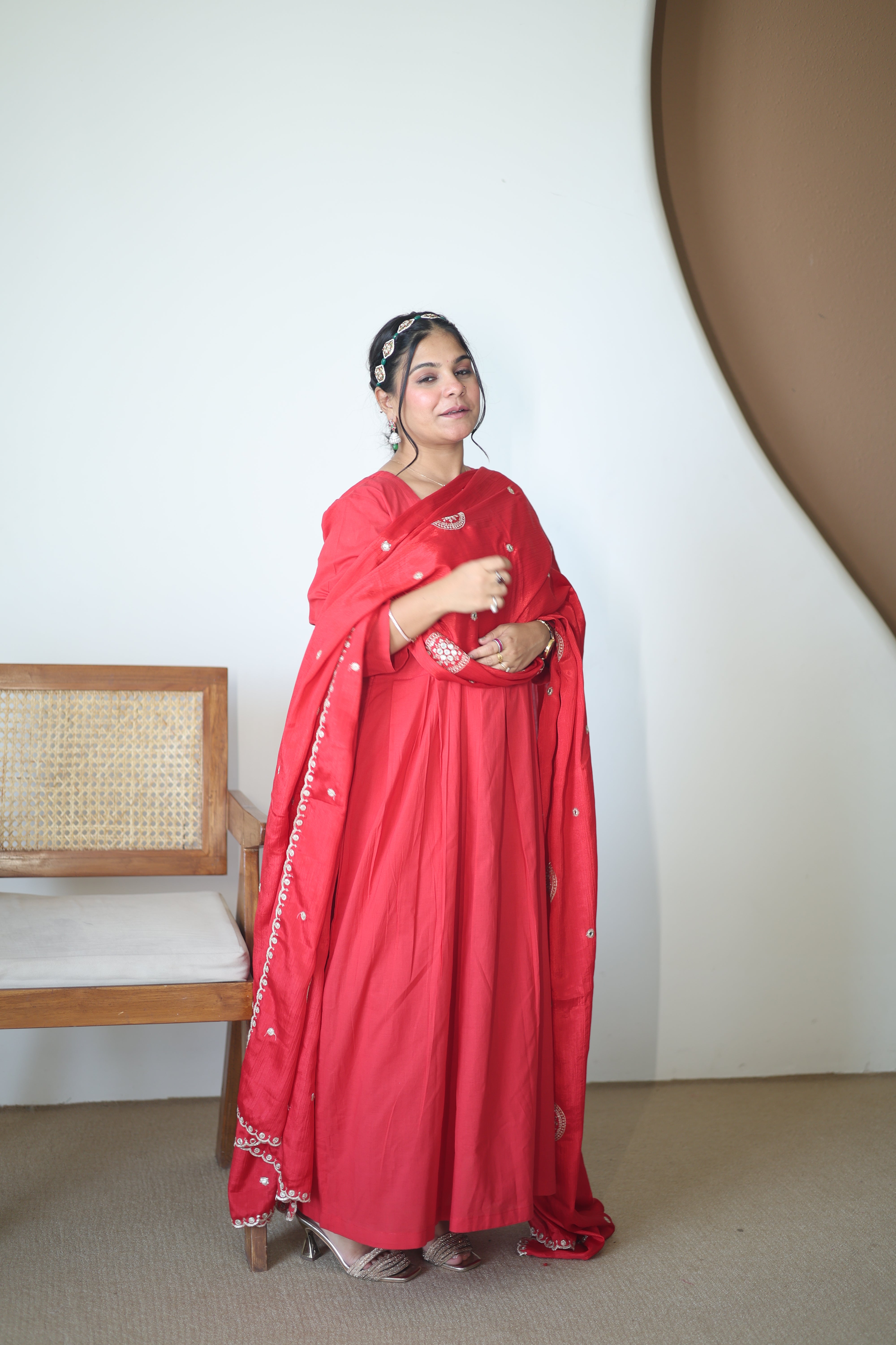 Vibrant Crimson Red Silk Anarkali Gown with Hand-Embroidered Butti & Scalloped Dupatta Set
