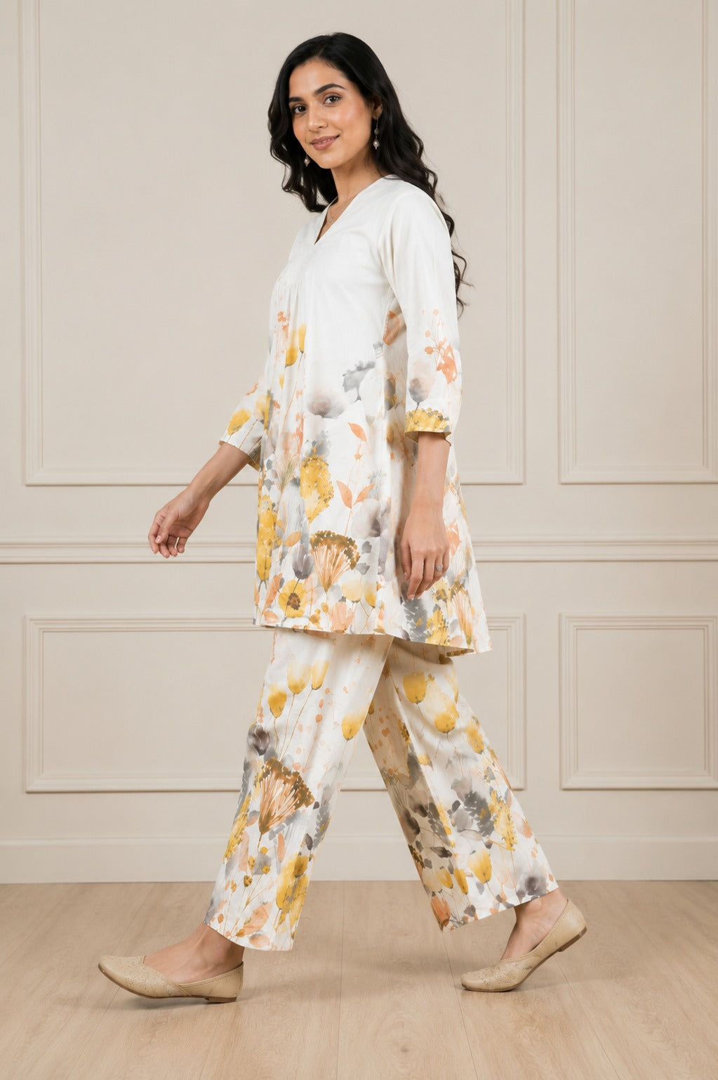 Mehakti Khadi off white cord set