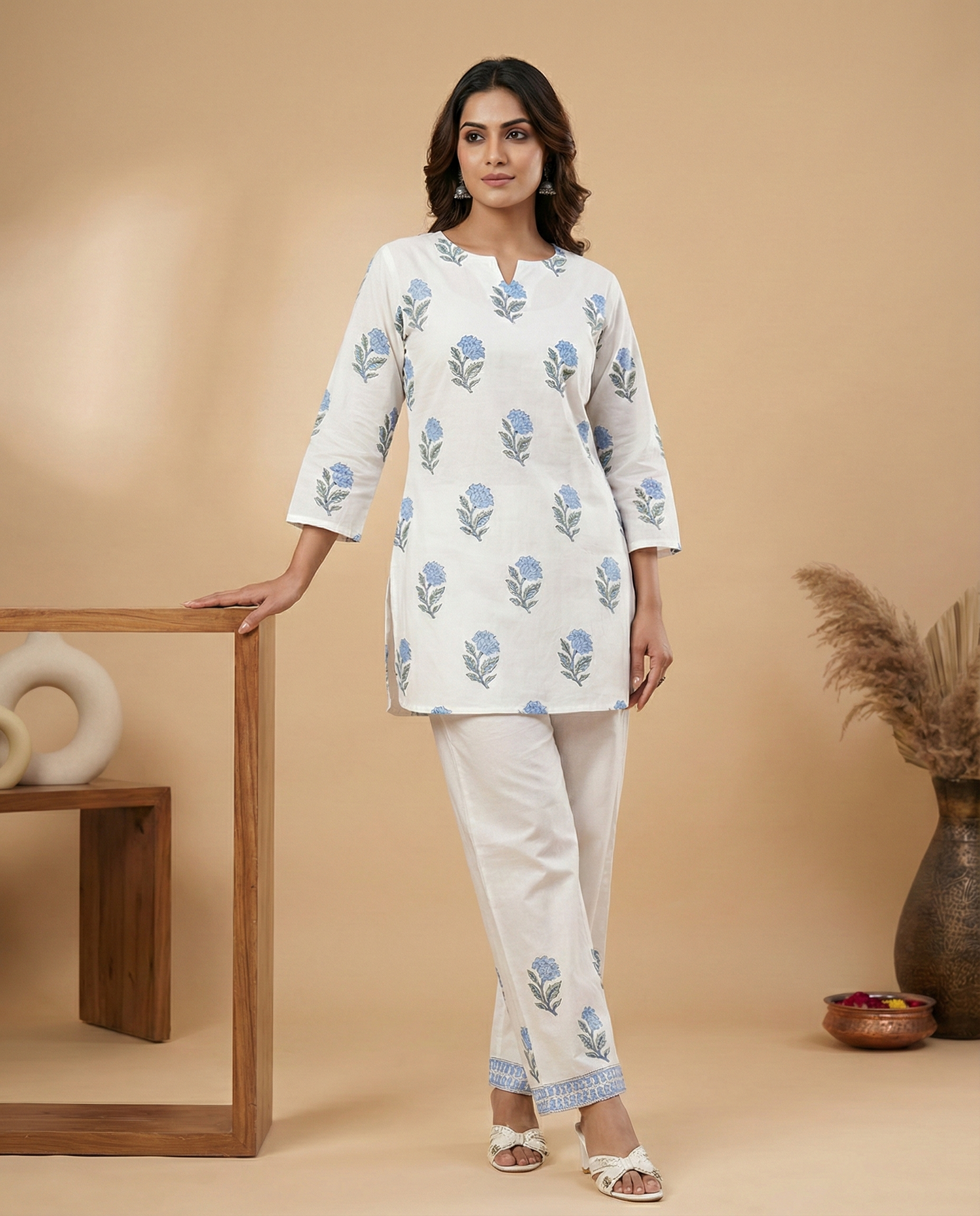 lookbook image shop_this_look_AVdw3f